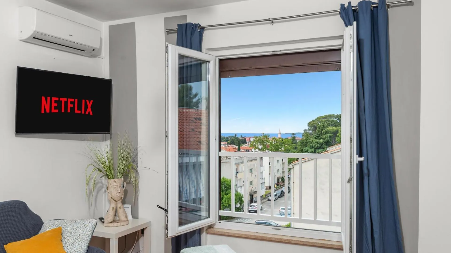 Kala Sea View Apartments 150M From Beach And 250 M From Old Town Пореч